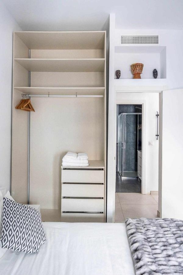 Comfy Away - Apartamento Exclusivo Mercado De Triana Con Balcon Севилья Экстерьер фото